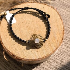 Bracelet noir et Fleur de vie